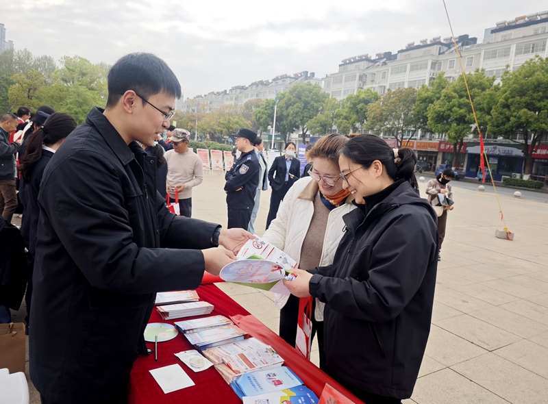 161776301116385885.jpg df25d6d57a39be077d0e995174233b59.jpg